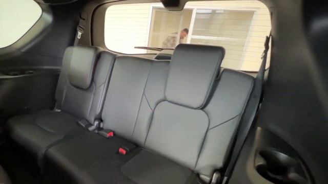 Desire Elevated: Comparing Infiniti QX 80 vs Lexus GX 460 смотреть онлайн