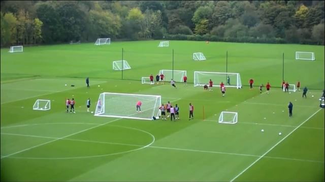 Middlesbrough F.C. - 3v2 and 1v1 circuit смотреть онлайн