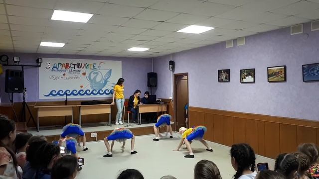 Танец Буратино. Спарта. Открытие смены в Итиле смотреть онлайн