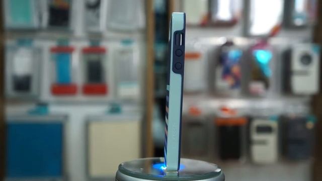 Обзор чехла X-doria Dash Icon Case для Apple iPhone 5/5S (Stripes) смотреть онлайн