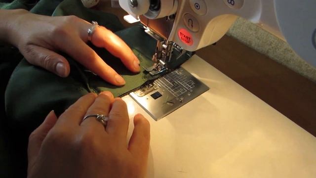 Как подкроить обтачку в юбке без пояса Технология обработки верхнего среза юбки обтачкой смотреть онлайн