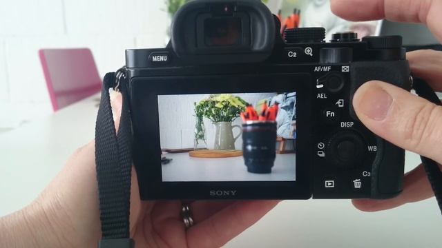 How to use Focus Lock to improve your composition. смотреть онлайн
