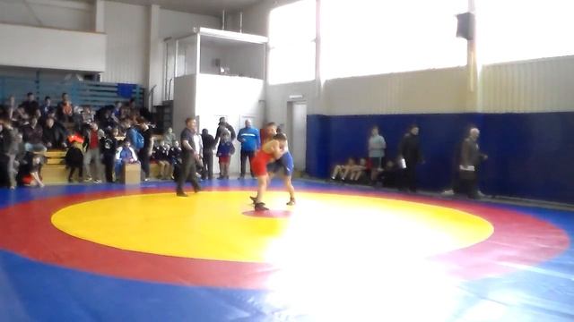 Первенство Республики Крым по спортивной (греко-римской) борьбе среди юношей 2003-2004 гг.р.-А-13 смотреть онлайн