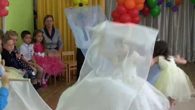 выпускной танец смотреть онлайн
