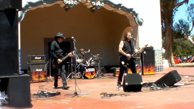 THE BLEEDING DEACONS - Whole Lotta Love смотреть онлайн