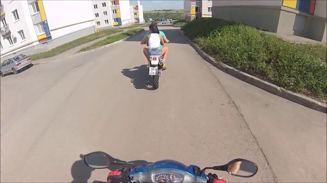 Выходной, хорошая погода, мотоцикл и красивые девушки Самары! смотреть онлайн