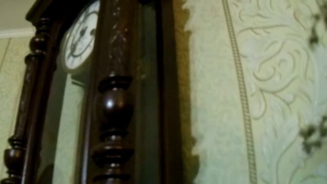 Немецкие трофейные настенные часы Le Roi a Paris. смотреть онлайн