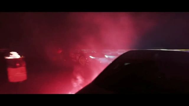 Дрифт мустанга против порше смотреть онлайн