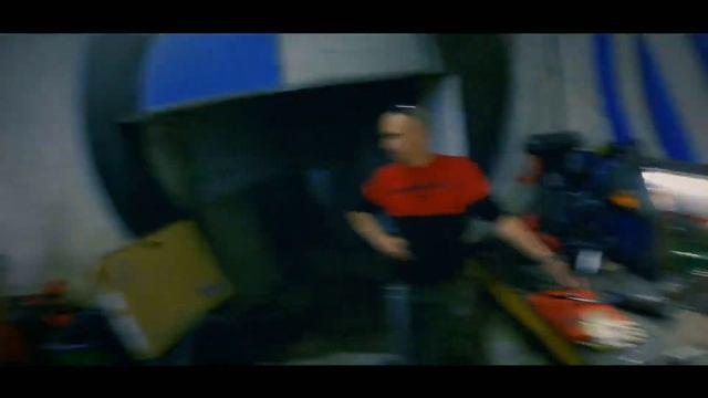 ЗАМЕНА ВЕРХНЕГО РЫЧАГА И ПОДШИПНИКА СТУПИЦЫ.Porsche Cayenne (Порше).НемецАВТО Серпухов смотреть онлайн