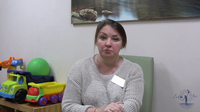 Ребенок в 1,5 года неправильно складывает пирамидку. смотреть онлайн