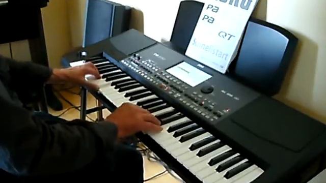 Korg PA600 Techno Dance смотреть онлайн