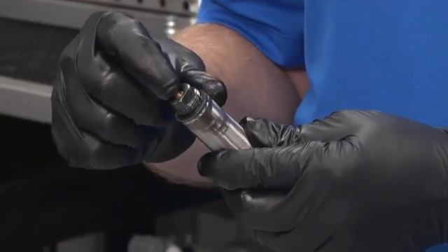 How to Tear Down and Repair a Directional Control Valve | Parker Hannifin смотреть онлайн