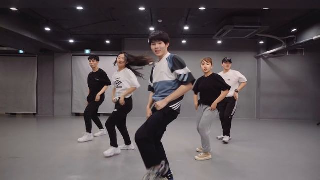 View - SHINee / Beginner's Class смотреть онлайн