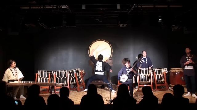 Merry Christmas from KW - Traditional Japanese Drumming (Taiko) смотреть онлайн