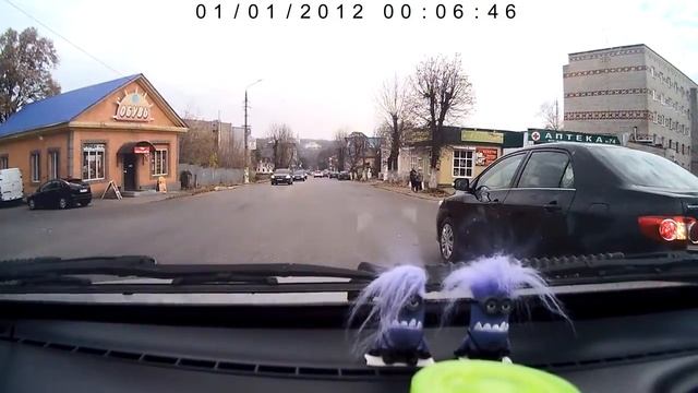 Барашек в Богородицке, который путает где лево, а где право. смотреть онлайн