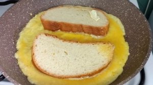 Ленивый завтрак за 5 минут! Горячий бутерброд с сыром и колбасой!