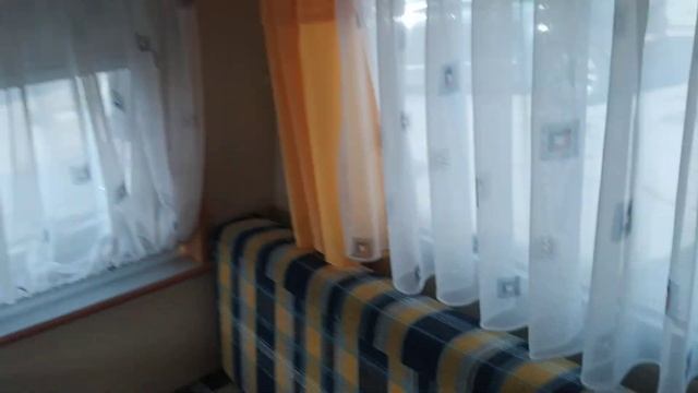 Обзор немецкого автодома прицепа-дачи HOBBY 2002 года 4 места с палаткой и бойлером 750 кг смотреть онлайн