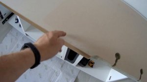 Сборка кухни в Луховицах. Защита от влаги столешницы перед установкой.