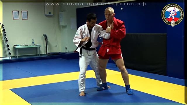 СК "Альфа-Единоборства" Дмитрий Кучаев (Бросок через себя с косым захватом) смотреть онлайн