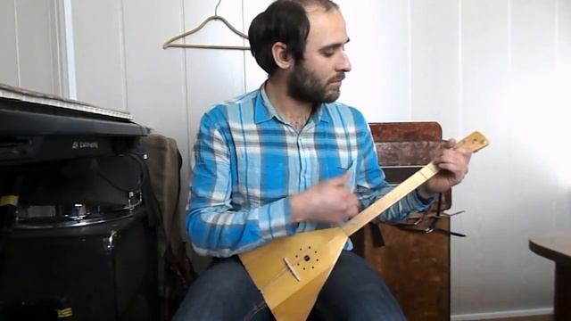 Балалайка "доандреевская" мастер Андрей Кныш смотреть онлайн