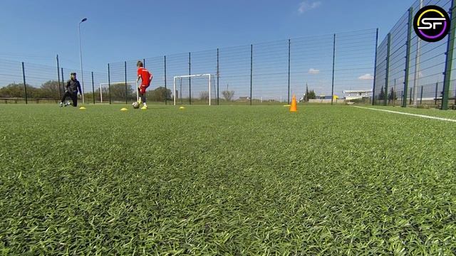 УПРАЖНЕНИЯ для ФУТБОЛИСТОВ / Техника/ КООРДИНАЦИЯ / Реакция / Coordination Training for Youth Socce смотреть онлайн