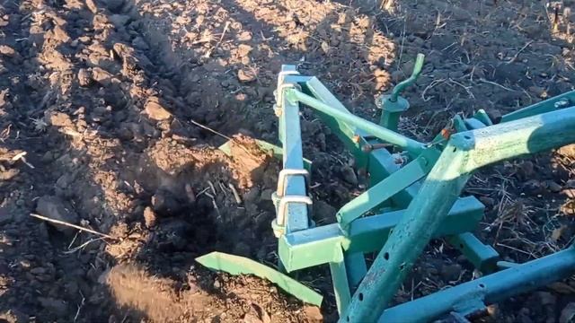 ещë одни испытания плуга 1L-220