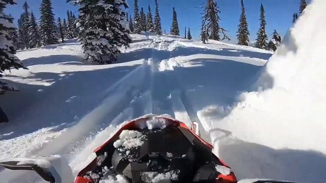 Горные снегоходы. Поднебесные зубья, Лужба. Закрытие сезона 2020-2021 смотреть онлайн