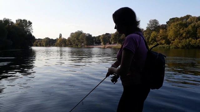 Лена и твичинг. "Тяжелая" щука смотреть онлайн