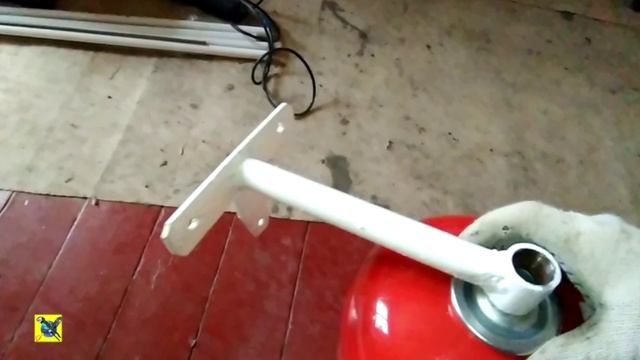 САМОДЕЛЬНЫЙ КРЕПЕЖ ДЛЯ РАСШИРИТЕЛЬНОГО МЕМБРАННОГО БАКА ДЛЯ ОТОПЛЕНИЯ. смотреть онлайн