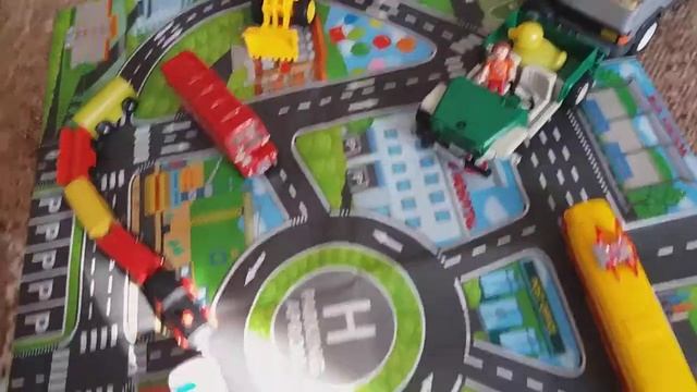 наш коврик для игры с машинками от #joom смотреть онлайн