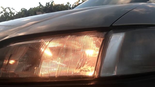 Opel Vectra B Far motoru Çalışması ve dıştan görünüşü смотреть онлайн