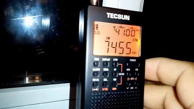 Tecsun PL 360 и Tecsun R 908 Приём КВ (SW) диапазона в городе