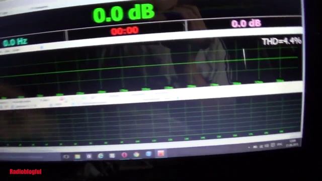 Измерительный микрофон в деле. Замер АЧХ в машине смотреть онлайн