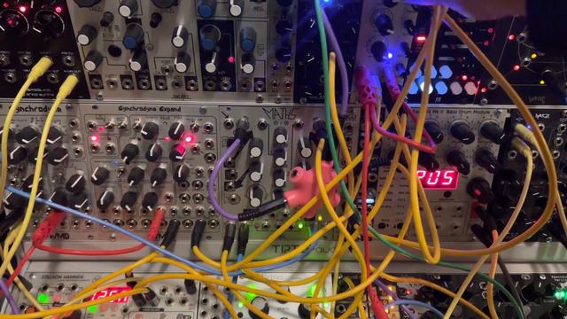 More WMD Synchrodyne awesomeness #ModularSynth #modularsynthesizer смотреть онлайн