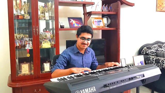 OM SHANTI OM-AJAB SI|AANKHON MEI TERI|KEYBOARD COVER ON YAMAHA PSR S775 смотреть онлайн