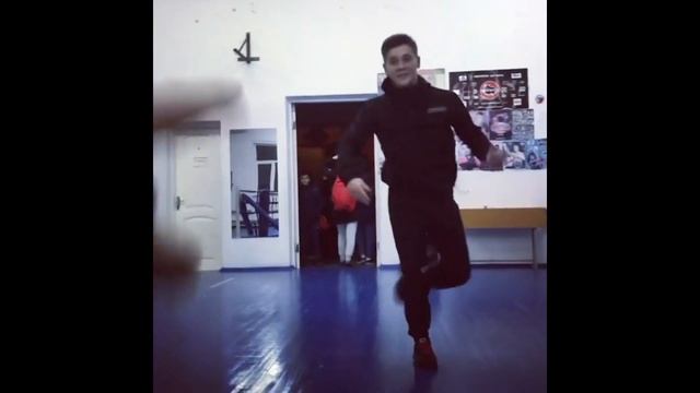 Мэвл Холодок Dance смотреть онлайн