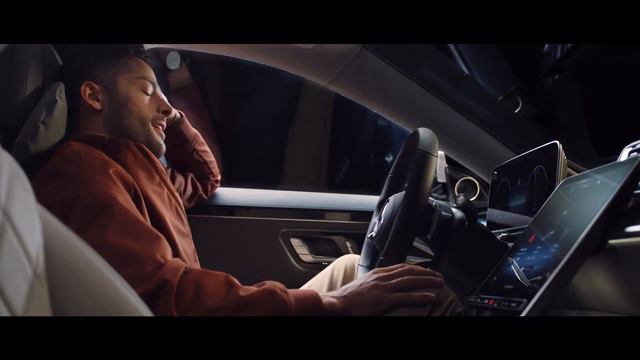 Новый Mercedes--Benz S-Класс смотреть онлайн