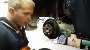 Как поменять задние тормозные колодки Форд Фокус 2