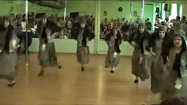 Танец бабок ёжок... смотреть онлайн