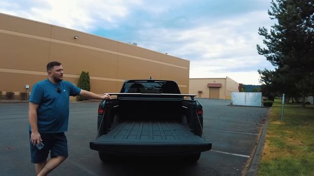 Я купил Rivian R1T. Что это такое/Полный обзор и впечатления