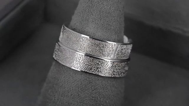 Парные обручальные кольца с отпечатками пальцев смотреть онлайн