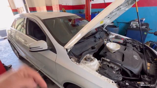 PRIMEIRA MANUTENÇÃO NA MERCEDES DE LEILÃO!! смотреть онлайн