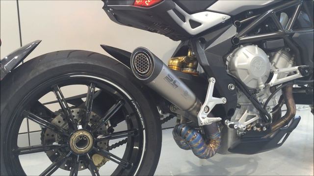 MV AGUSTA DRAGSTER 800 - SC-Project S1 Full Titanium Exhaust Sound