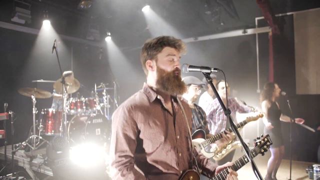 Les Roosters - Take me Out [Franz Ferdinand's Cover] смотреть онлайн