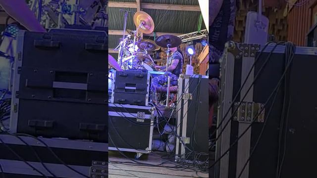 Hellhammer - Arcturus soundcheck Mølla смотреть онлайн