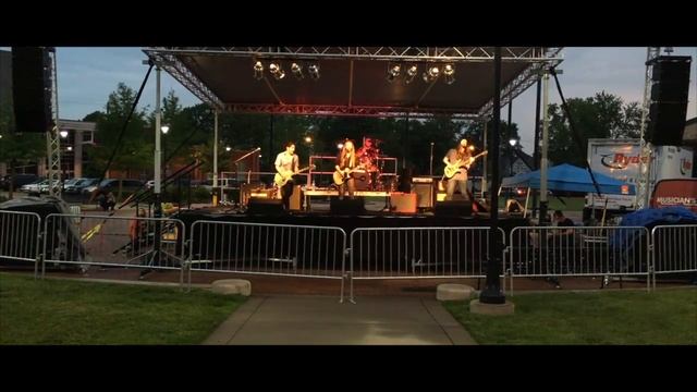 LIVE: WKU Mayhem Concert - dB Technologies DVA T12 Line Array & S30 Subs смотреть онлайн