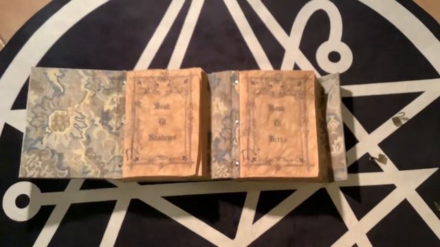 Ultimate Book of Shadows - magick spellbook, witch, witchcraft, occult, horror, goth, cult, voodoo смотреть онлайн