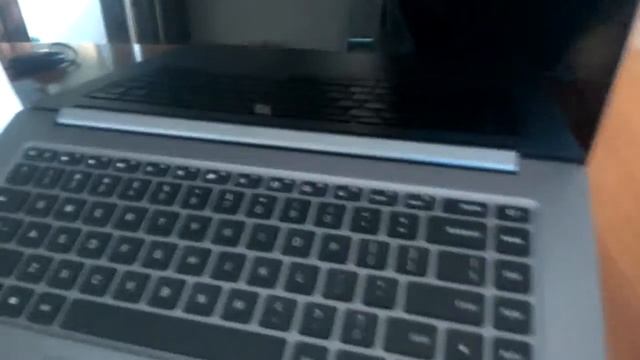 Xiaomi notebook pro problem. Doesn't turn on смотреть онлайн