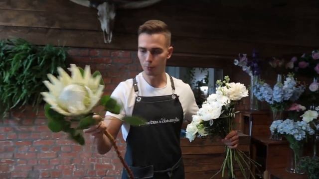 Серия 5. Мастер-класс от Артема по сборке экзотического букета из африканской протеи! смотреть онлайн