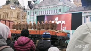 Вставай страна огромная! Исполняет Ансамбль имени Александрова. Красная площадь.